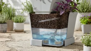 Reservoir design inside self watering vertical planters.
